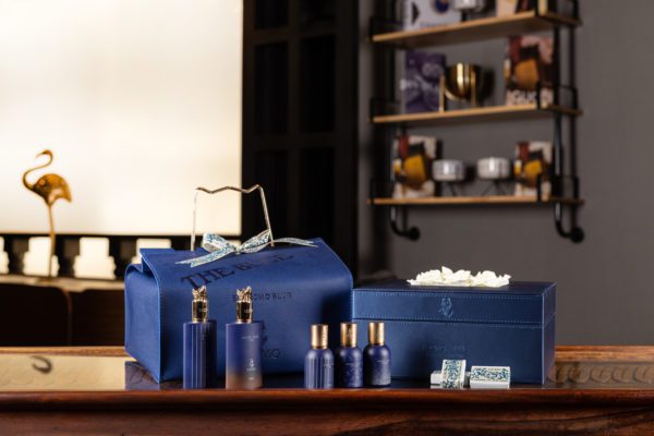 The Blue مجموعة